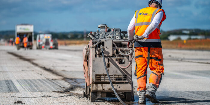 Piste 4 - Orly - F - Vue finale - sciage
